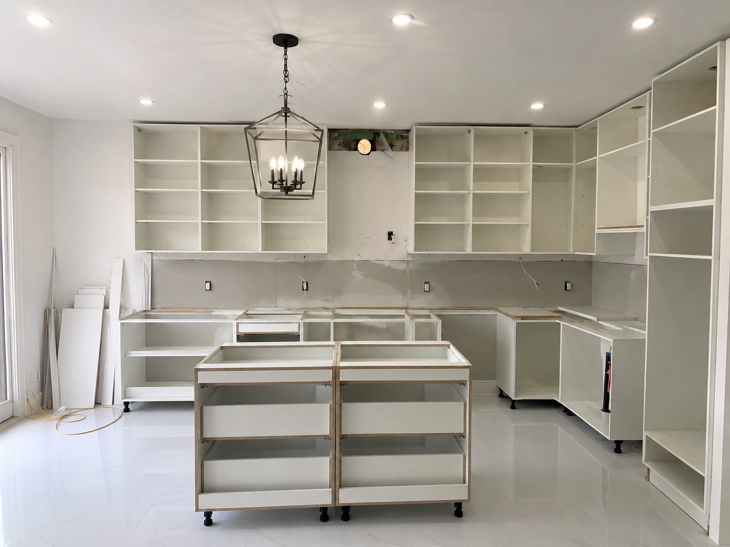 Kitchen before renovation by Canadian Designs